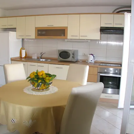 Apartment Bareta Okrug Gornji
