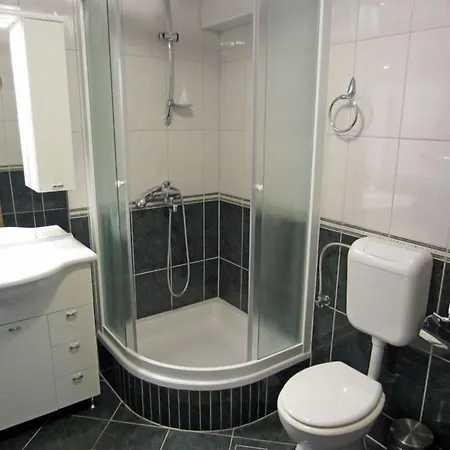 Apartment Bareta *